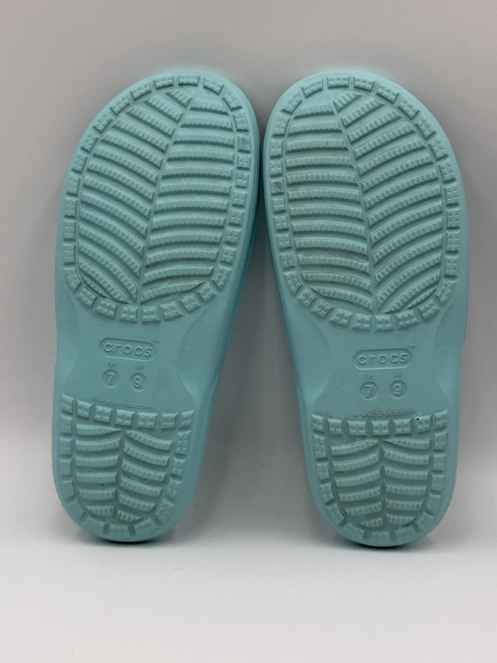 Crocs Classic Slide Teal Women’s Size 9  Blue Slip On Slides Sandals Shoes